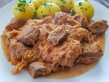 Szegediner Gulasch