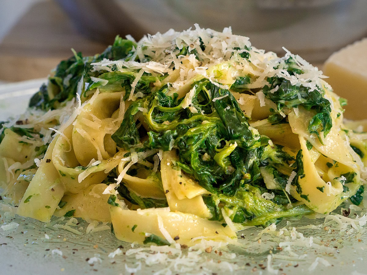 images/rezepte/bandnudeln-spinat.jpg